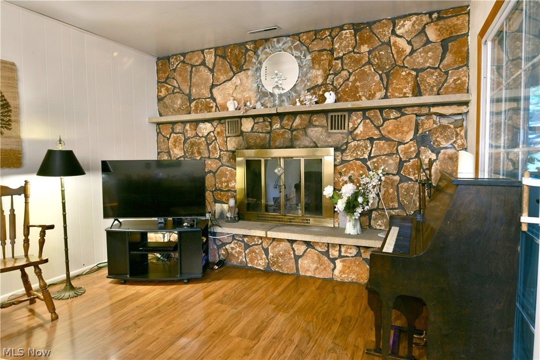 6011 State Route 46 D Drive Cortland OH 44410