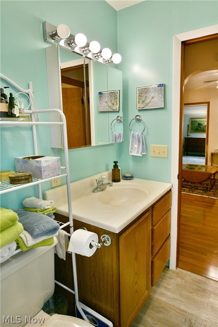 6011 State Route 46 D Drive Cortland OH 44410