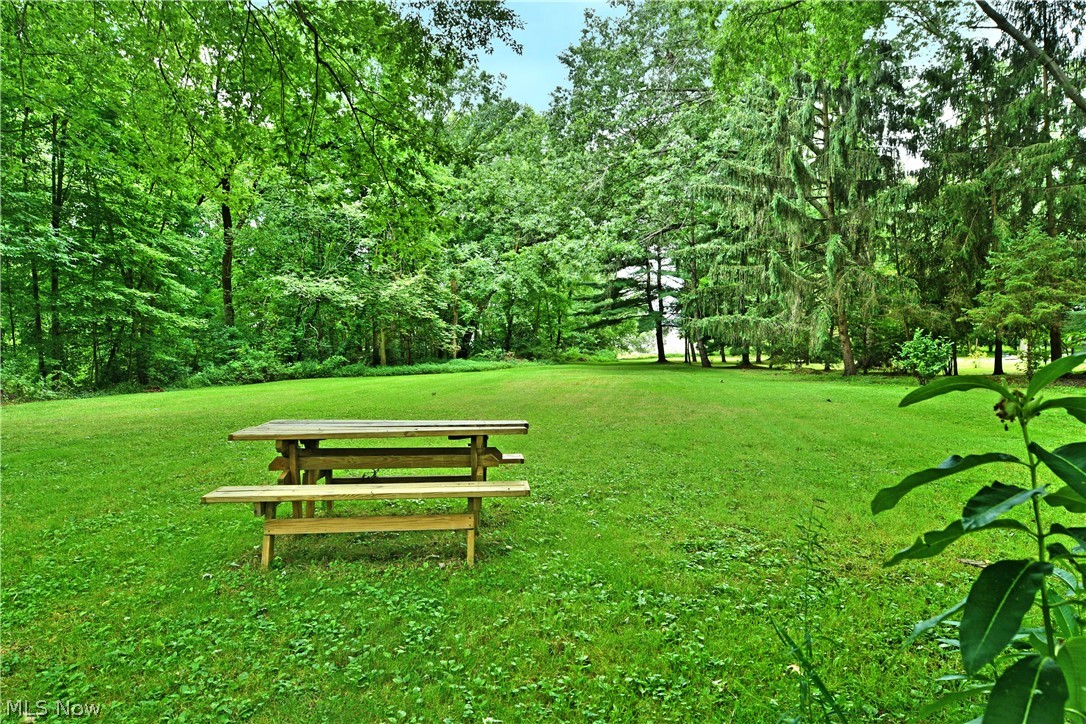 6011 State Route 46 D Drive Cortland OH 44410