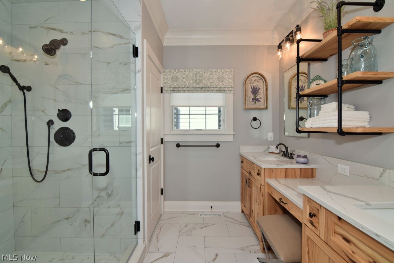 210 Falls Walk Way Chagrin Falls OH 44022