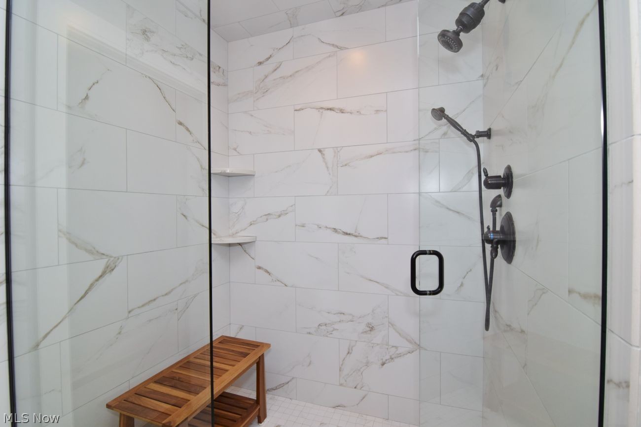 210 Falls Walk Way Chagrin Falls OH 44022