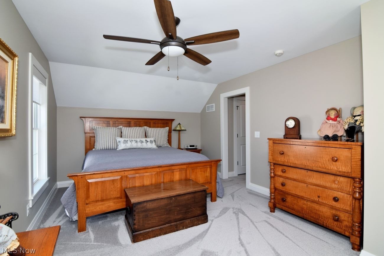 210 Falls Walk Way Chagrin Falls OH 44022