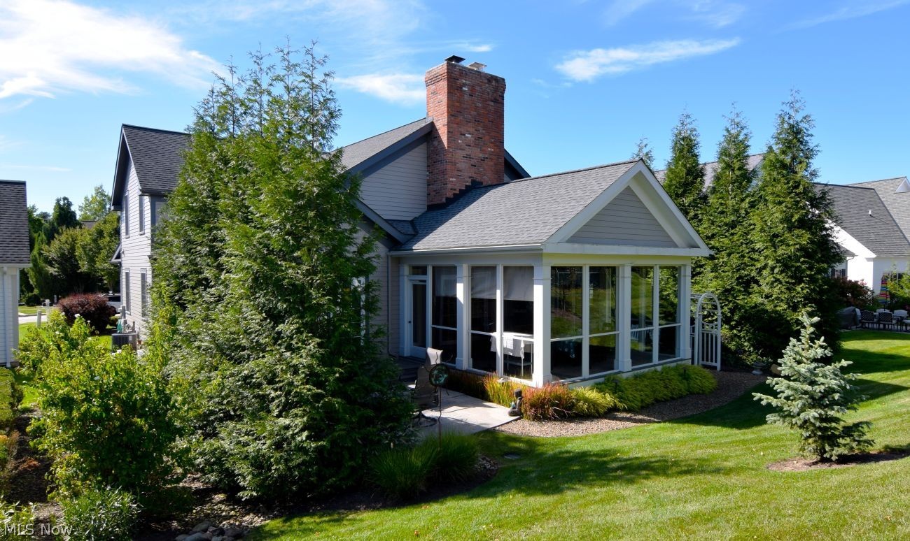 210 Falls Walk Way Chagrin Falls OH 44022