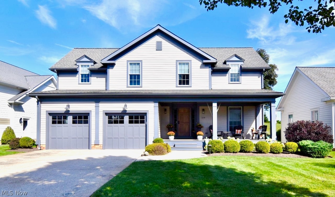 210 Falls Walk Way Chagrin Falls OH 44022