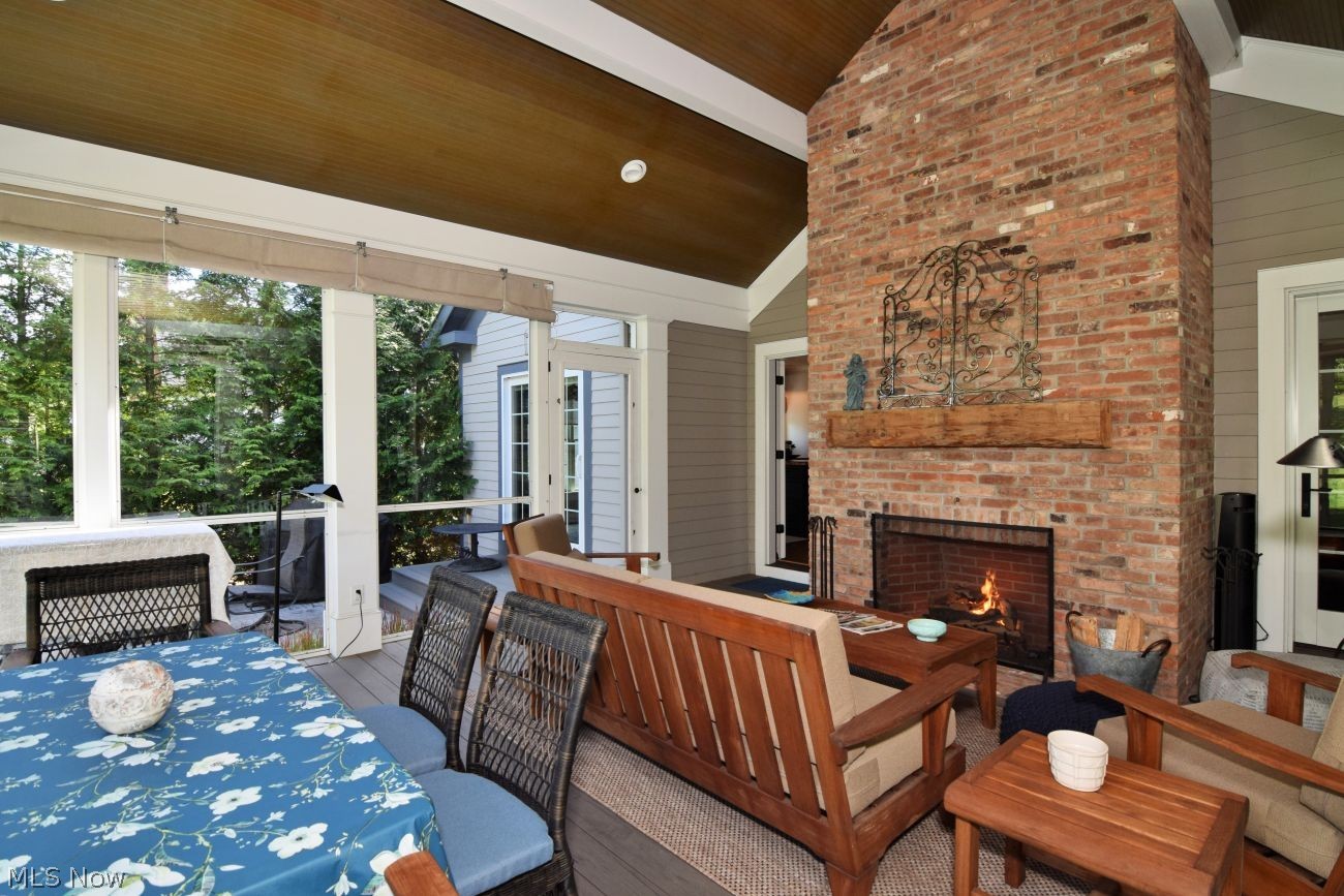 210 Falls Walk Way Chagrin Falls OH 44022