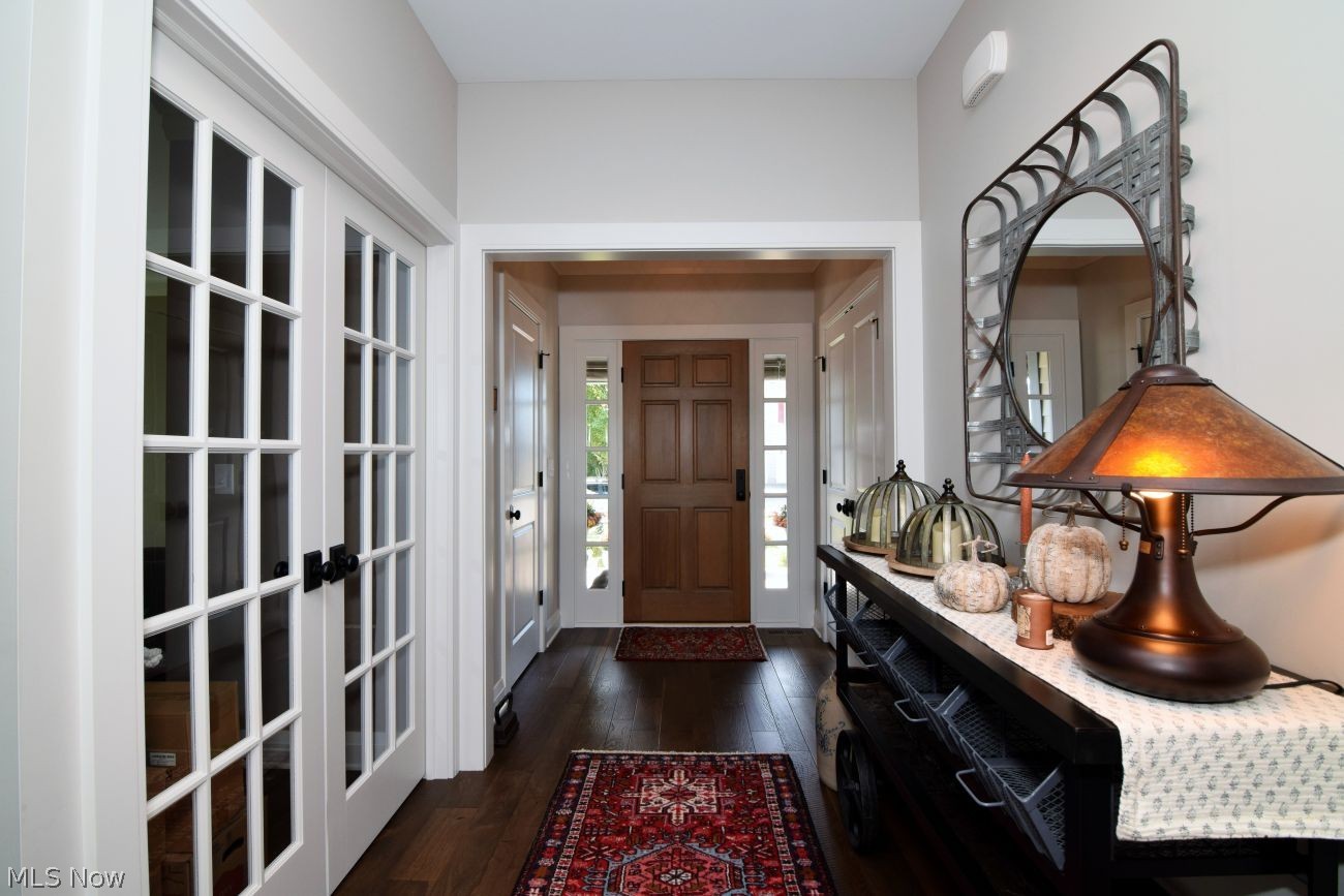 210 Falls Walk Way Chagrin Falls OH 44022