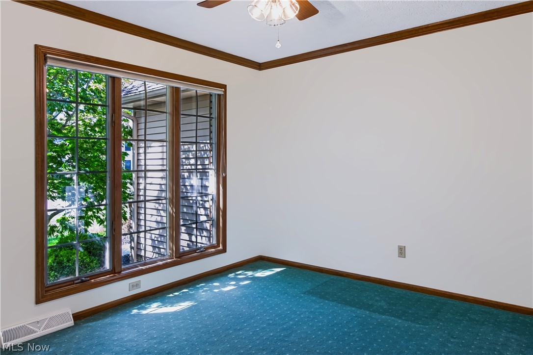697 Cherry Valley Drive Amherst OH 44001