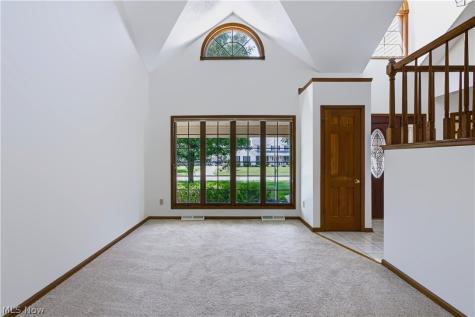 697 Cherry Valley Drive Amherst OH 44001