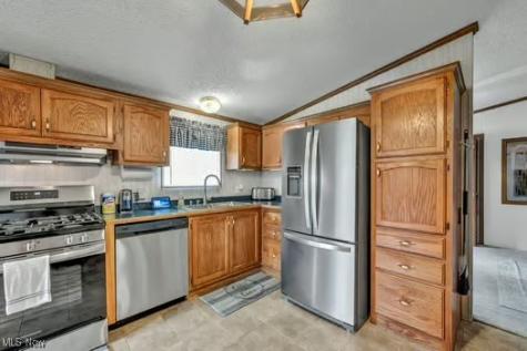 275 Ashwood Drive Elyria OH 44035
