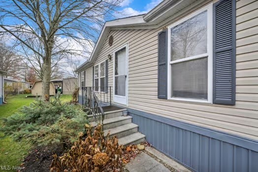 275 Ashwood Drive Elyria OH 44035