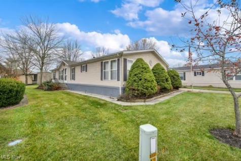 275 Ashwood Drive Elyria OH 44035