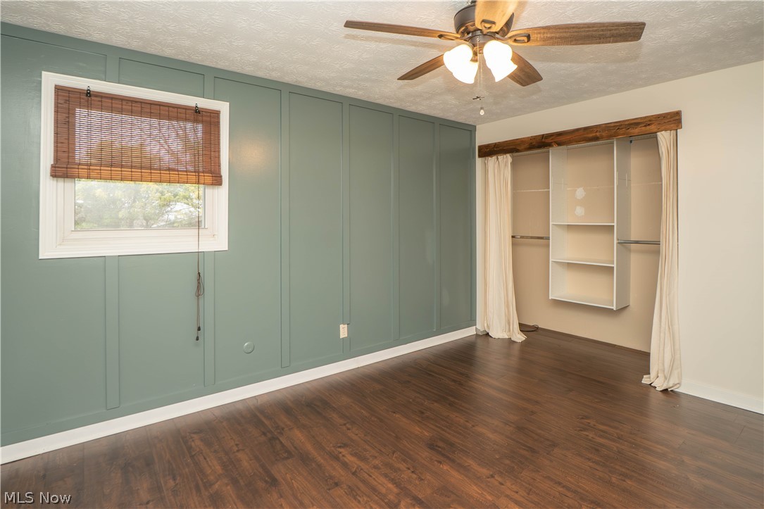 10288 Hunting Hills Avenue NE Hartville OH 44632
