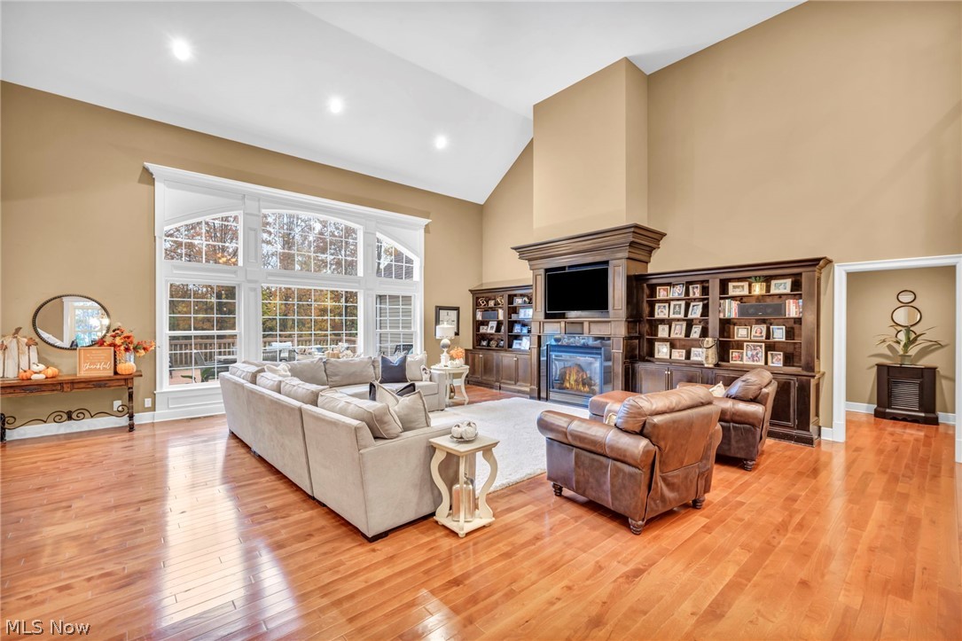 8933 Mountain View Drive Mentor OH 44060