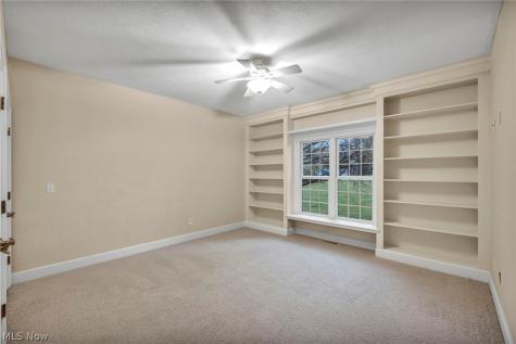 8933 Mountain View Drive Mentor OH 44060