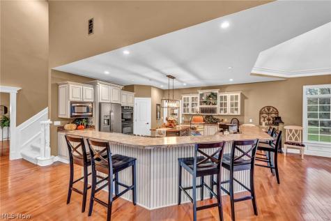 8933 Mountain View Drive Mentor OH 44060