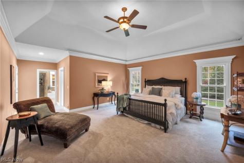 8933 Mountain View Drive Mentor OH 44060
