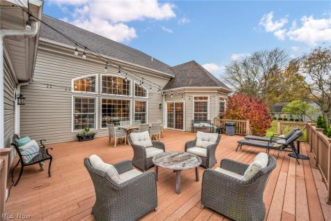 8933 Mountain View Drive Mentor OH 44060