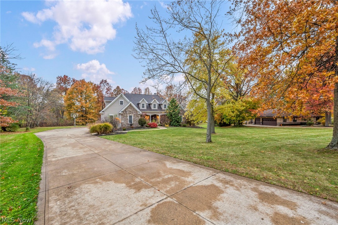 8933 Mountain View Drive Mentor OH 44060