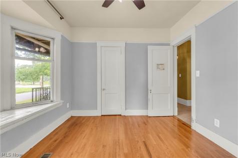 17406 Nottingham Road Cleveland OH 44119