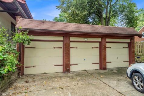 17406 Nottingham Road Cleveland OH 44119