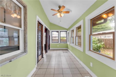 17406 Nottingham Road Cleveland OH 44119
