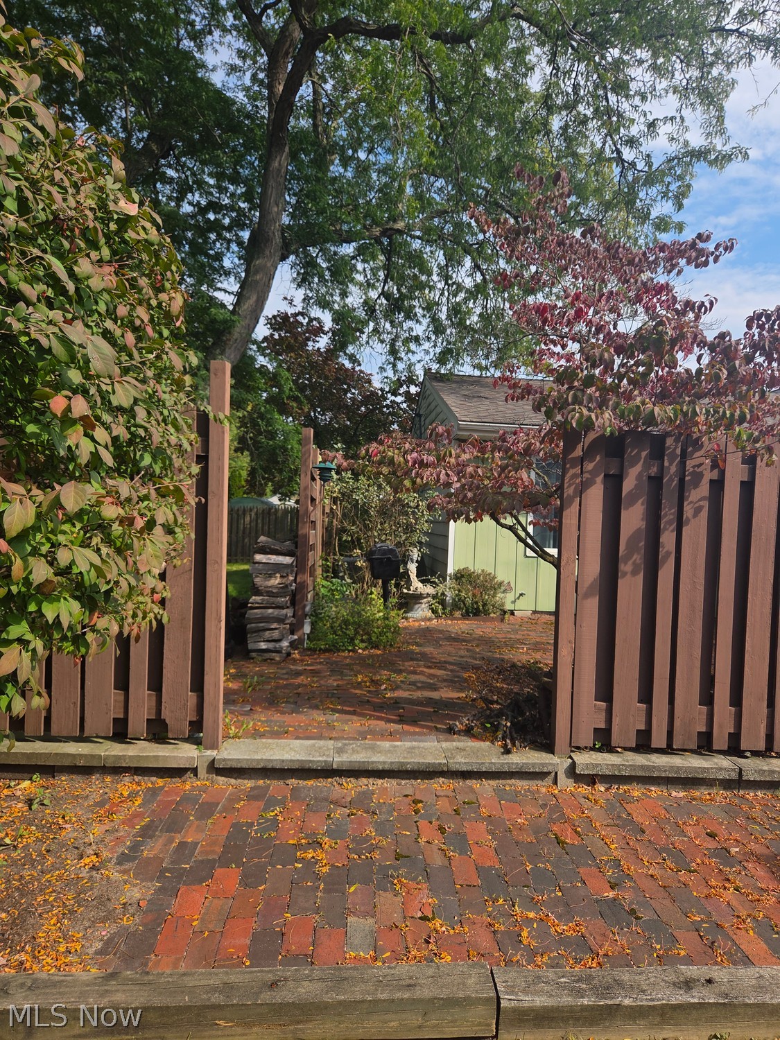 4973 Fairlawn Road Lyndhurst OH 44124