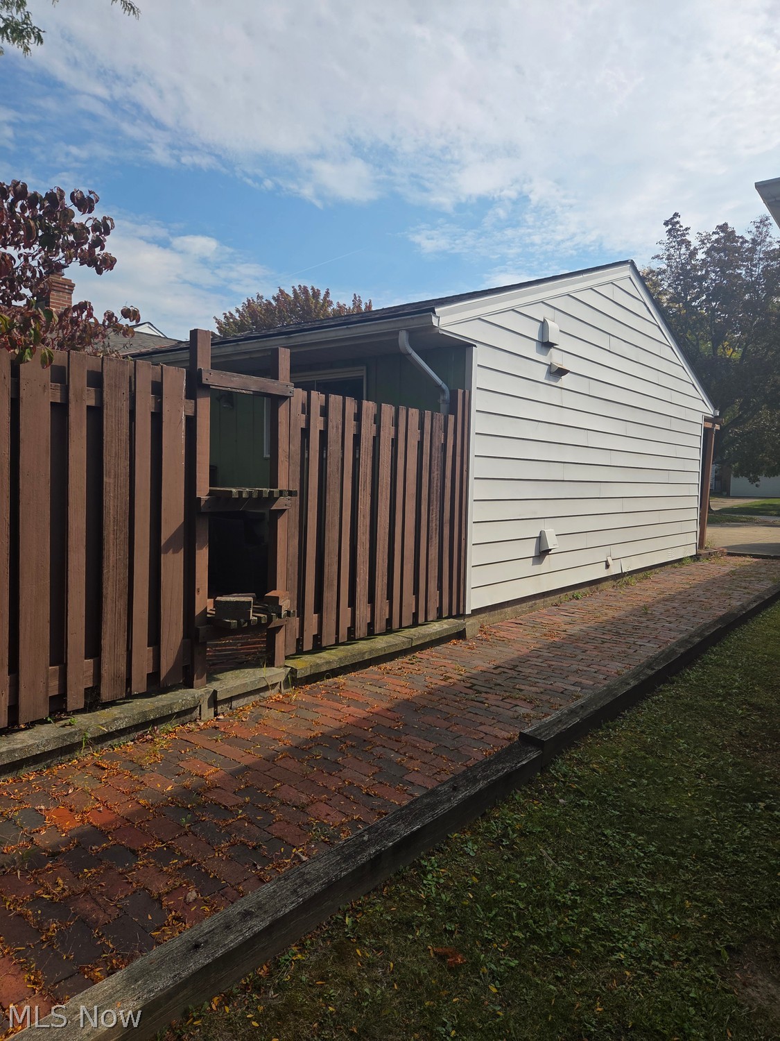 4973 Fairlawn Road Lyndhurst OH 44124