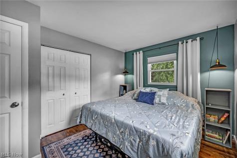 1295 Cherry Lane Brunswick OH 44212