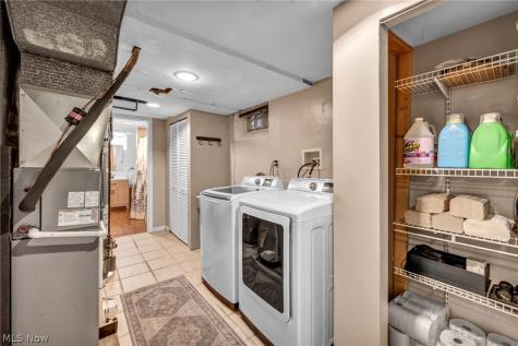 1295 Cherry Lane Brunswick OH 44212