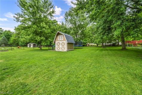 1295 Cherry Lane Brunswick OH 44212