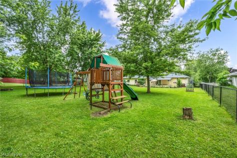 1295 Cherry Lane Brunswick OH 44212