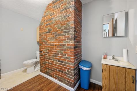 4001 S Cleveland Massillon Road Barberton OH 44203