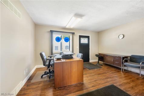 4001 S Cleveland Massillon Road Barberton OH 44203