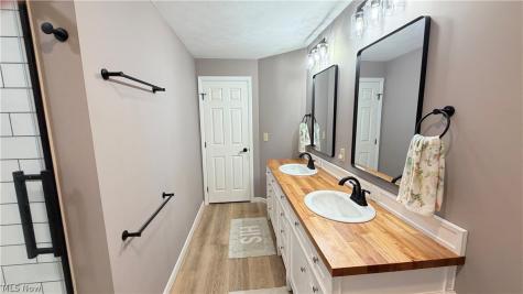 14035 Allison Drive Doylestown OH 44230