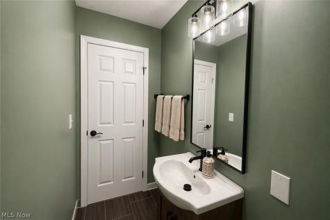 14035 Allison Drive Doylestown OH 44230