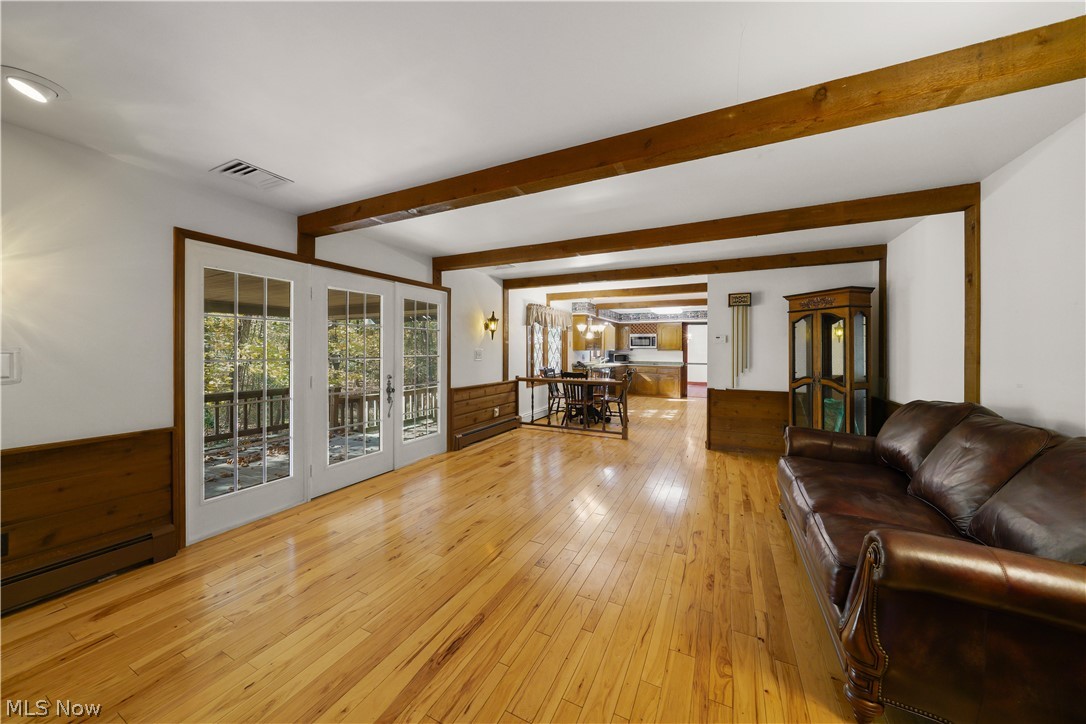 8217 W River Drive Novelty OH 44072
