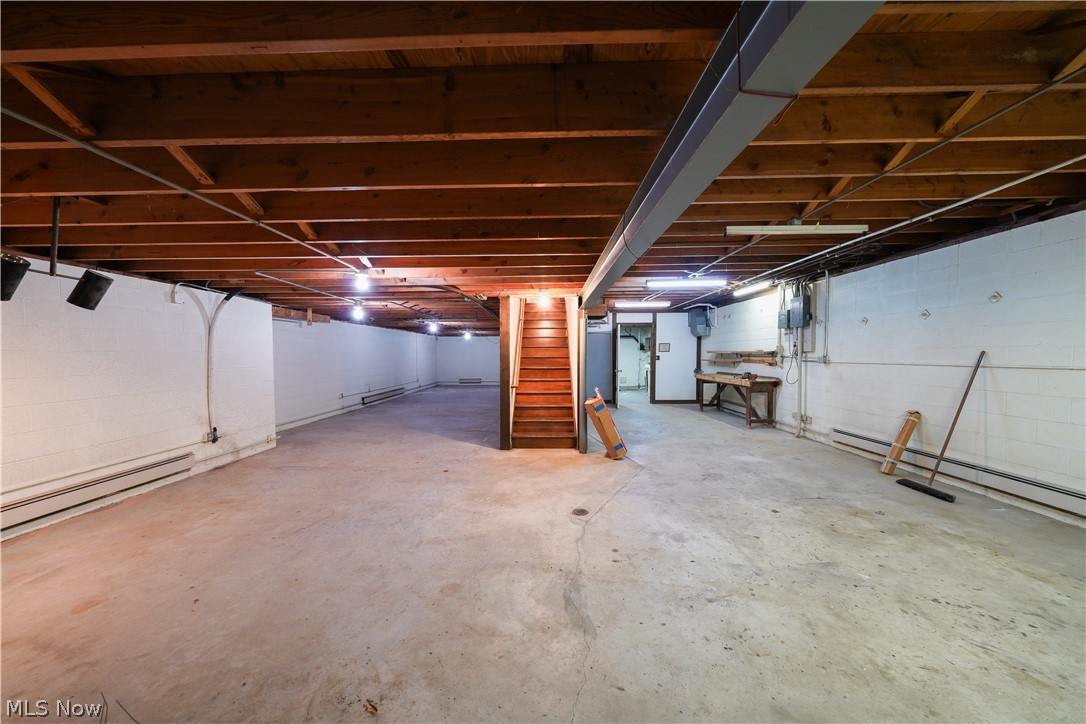 8217 W River Drive Novelty OH 44072
