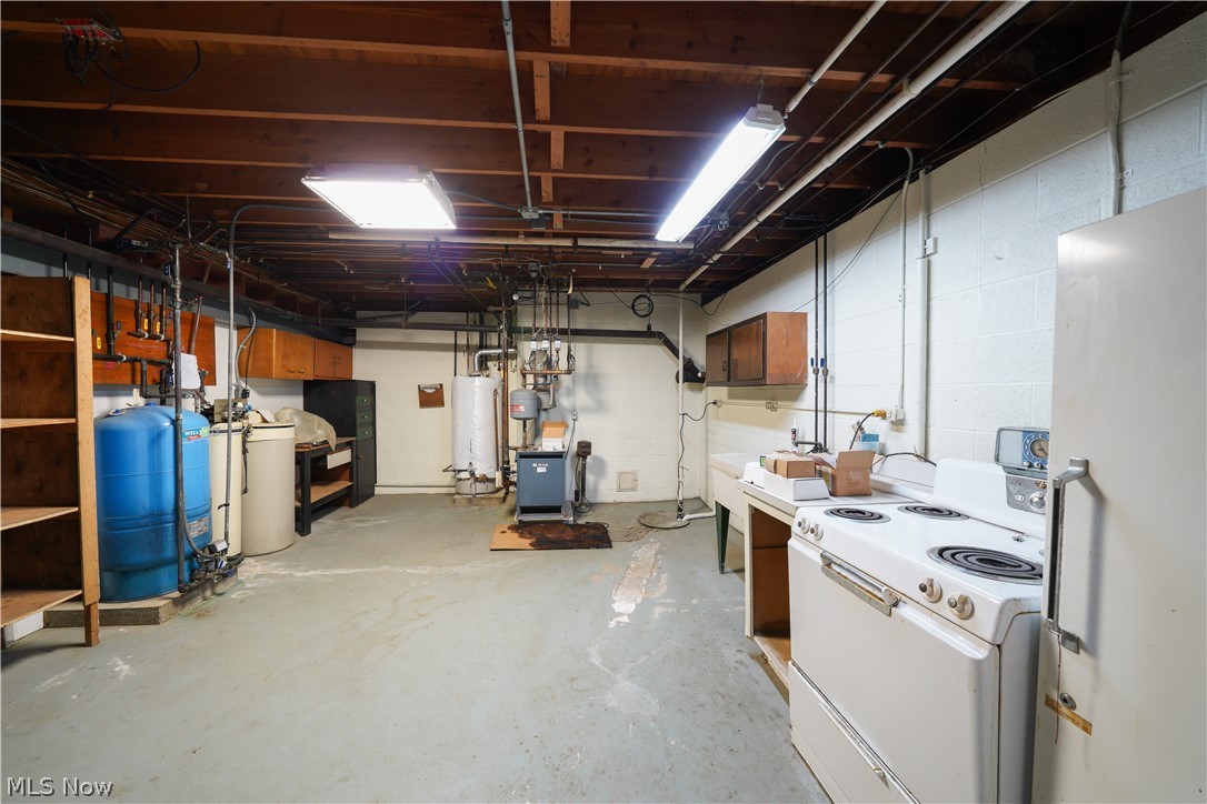 8217 W River Drive Novelty OH 44072