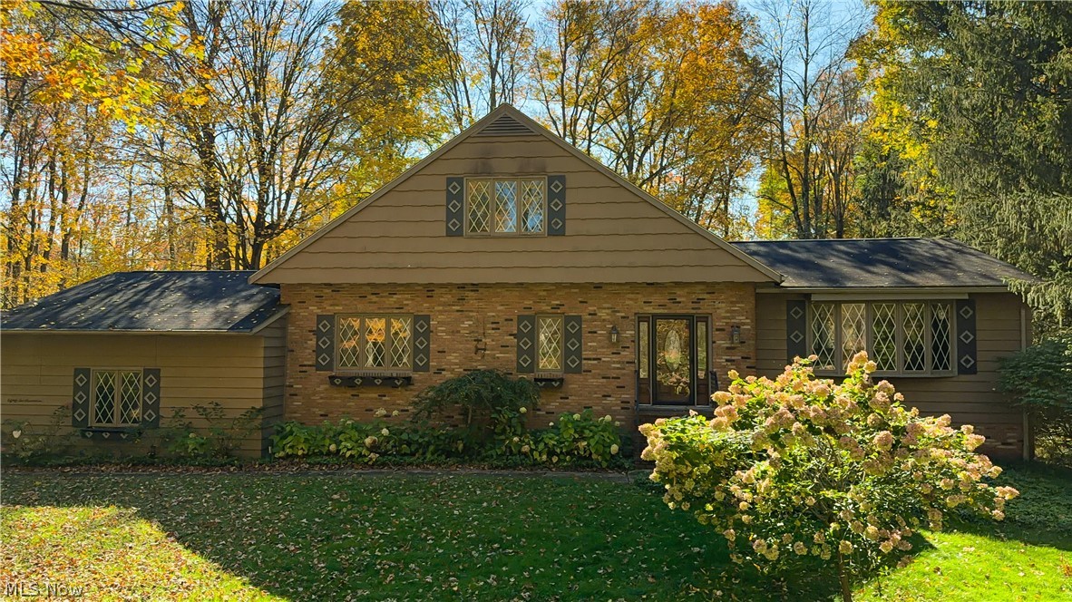 8217 W River Drive Novelty OH 44072