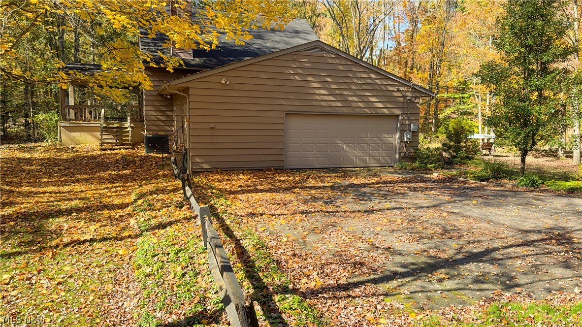 8217 W River Drive Novelty OH 44072