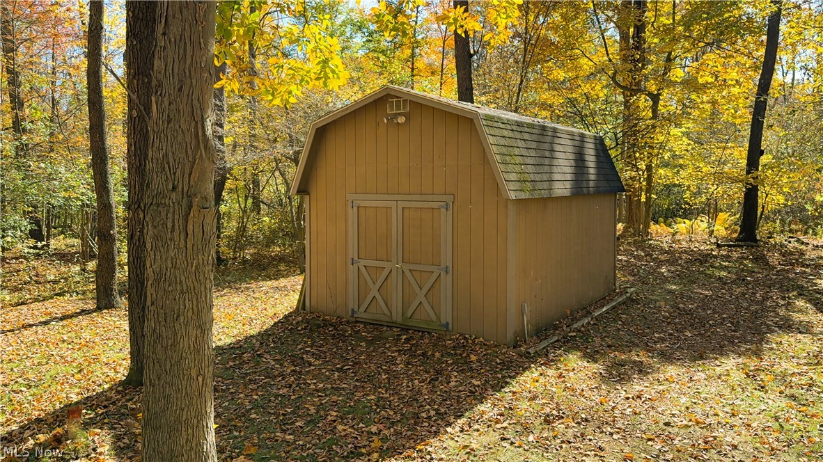 8217 W River Drive Novelty OH 44072
