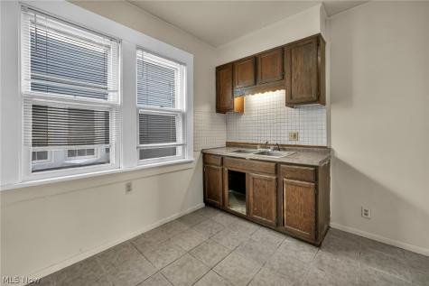 7909 Goodman Avenue Cleveland OH 44105
