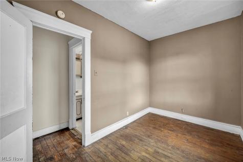 7909 Goodman Avenue Cleveland OH 44105