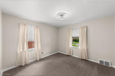 11117 Vernon Avenue Garfield Heights OH 44125