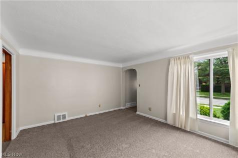 11117 Vernon Avenue Garfield Heights OH 44125