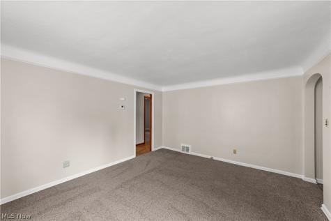 11117 Vernon Avenue Garfield Heights OH 44125