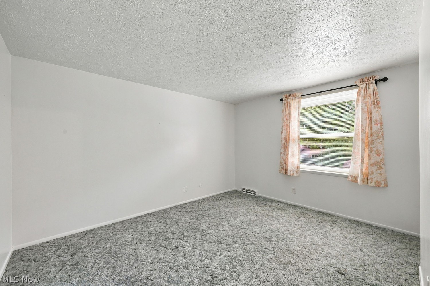 4327 Elmhurst Drive Stow OH 44224