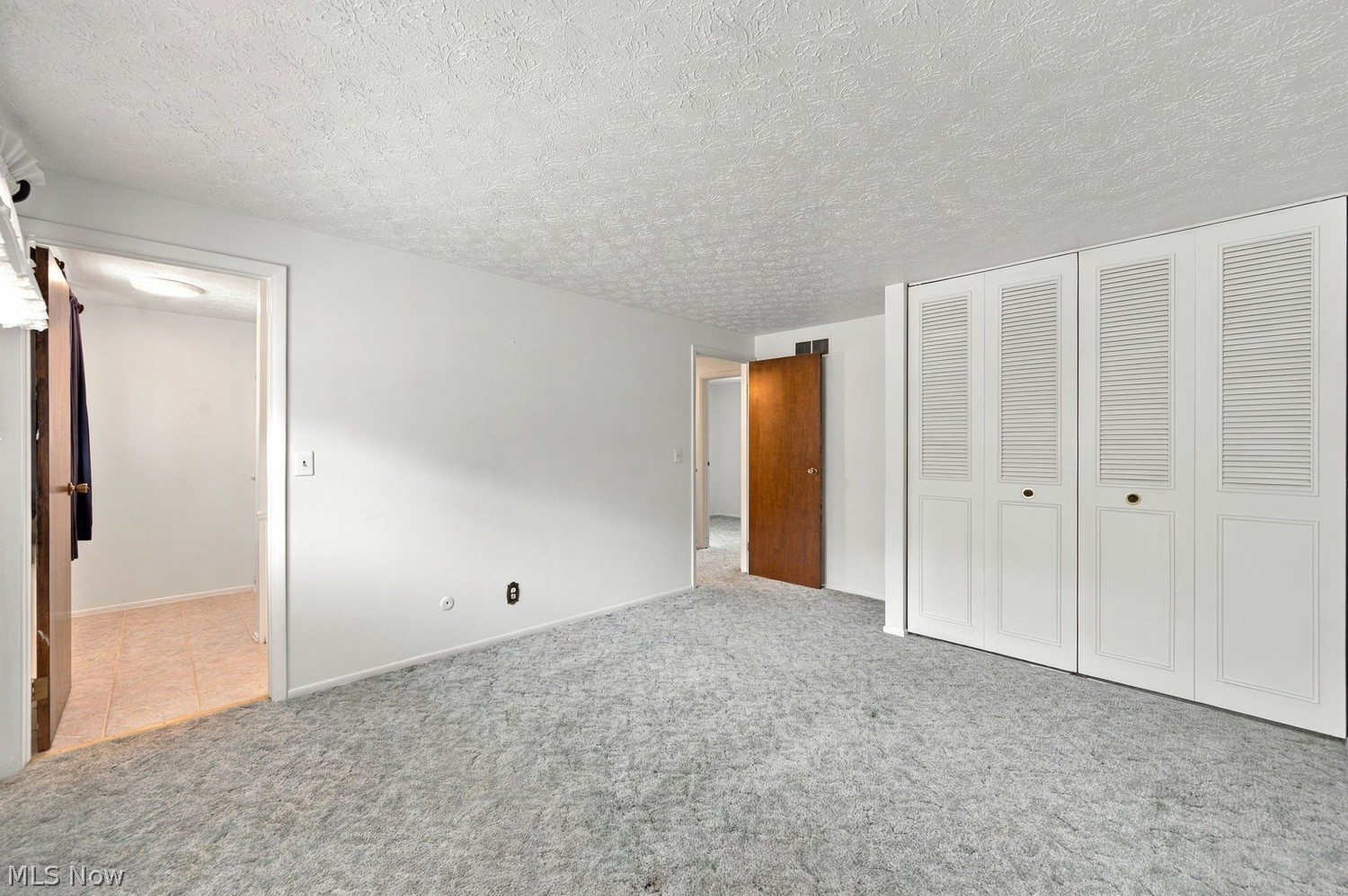4327 Elmhurst Drive Stow OH 44224