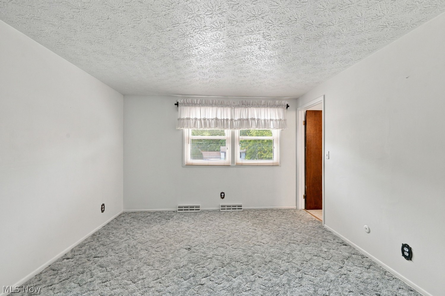 4327 Elmhurst Drive Stow OH 44224