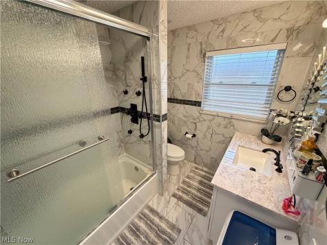14750 Seneca Trail Middleburg Heights OH 44130